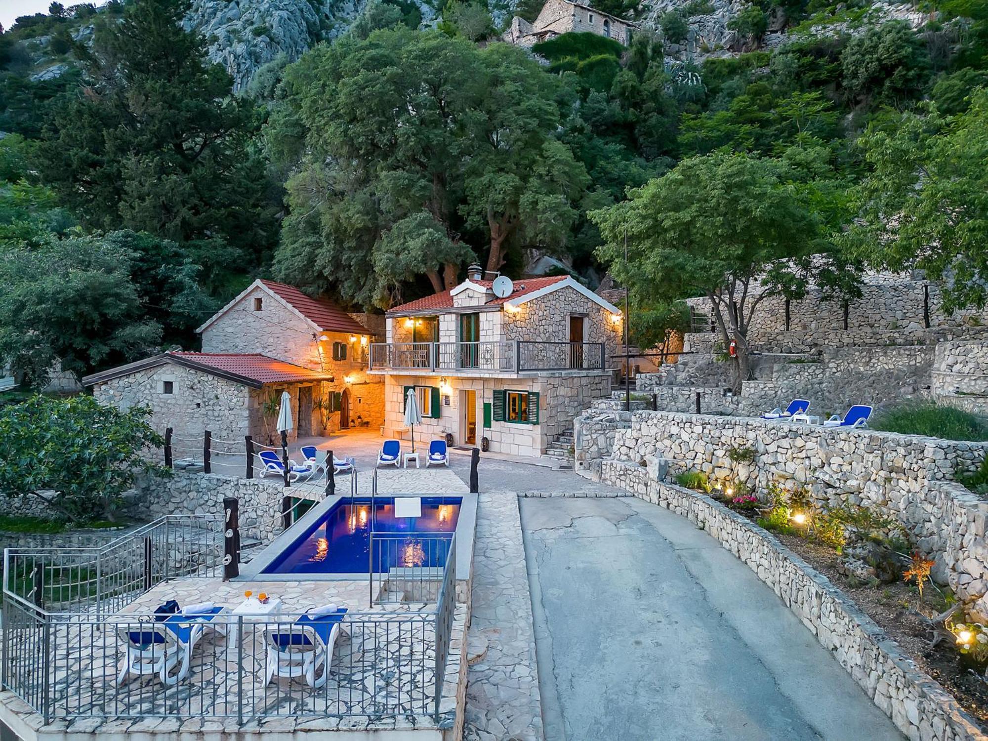 Stonehouse Residence In Makarska With Heated Pool Exterior foto